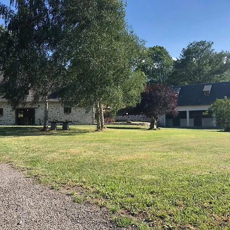 Le Pargagnat Tatil Evi